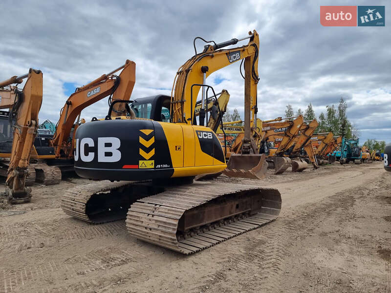 Гусеничный экскаватор JCB JS 130 2013 в Одессе