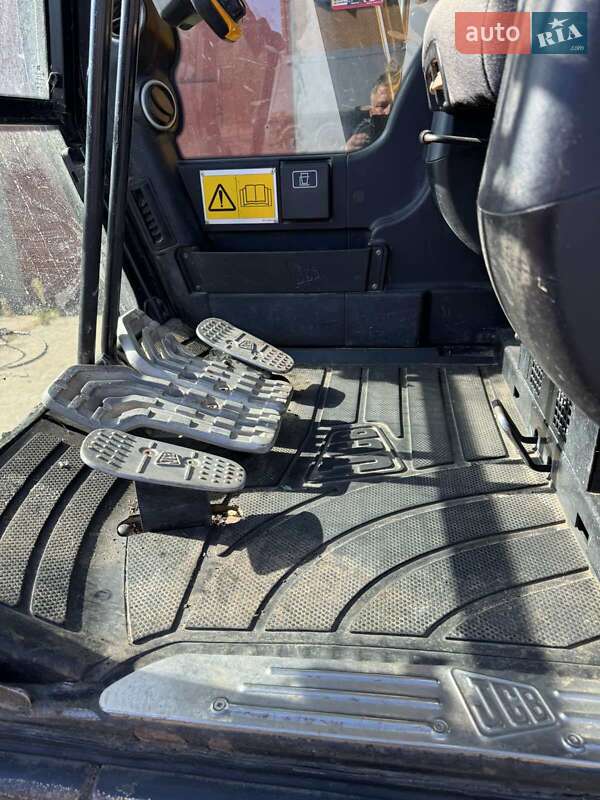 Гусеничный экскаватор JCB JS 130 2017 в Камне-Каширском