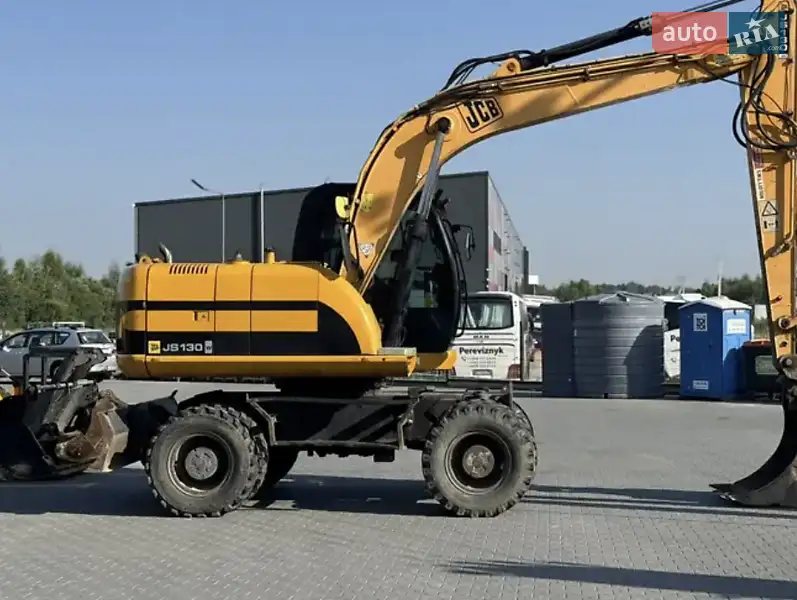 JCB JS 130 2009