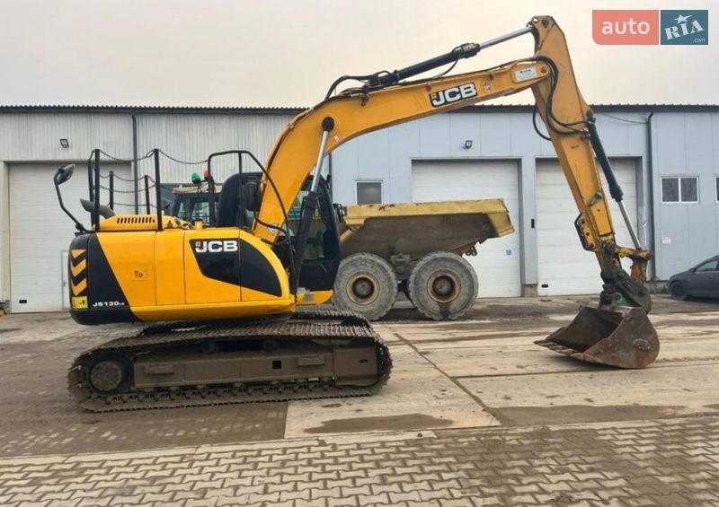 Гусеничный экскаватор JCB JS 130 2015 в Одессе