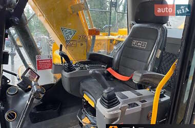 Гусеничный экскаватор JCB JS 140 2019 в 