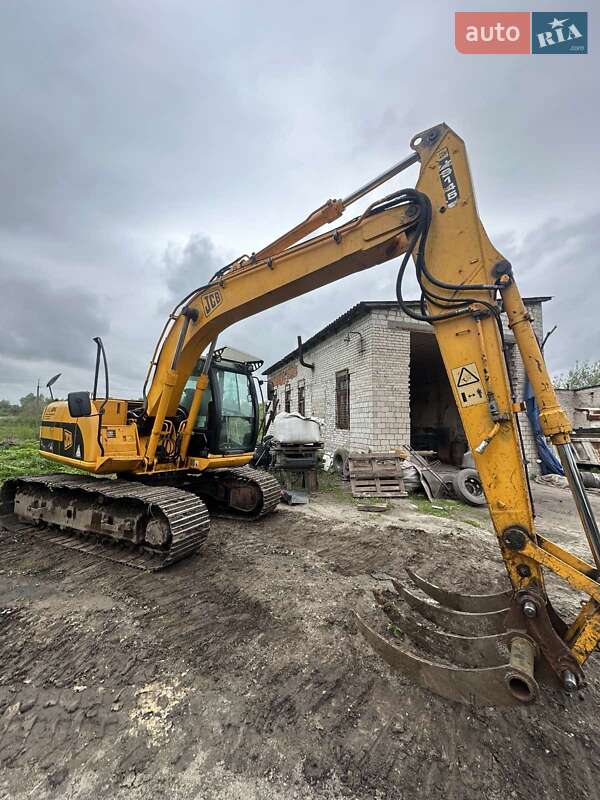 Гусеничный экскаватор JCB JS 145 2008 в 