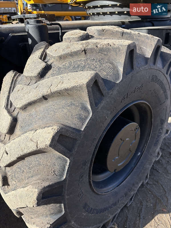 Колісний екскаватор JCB JS 145 2008 в Львові фото 29 Колісний екскаватор JCB JS 145 2008 в Львові