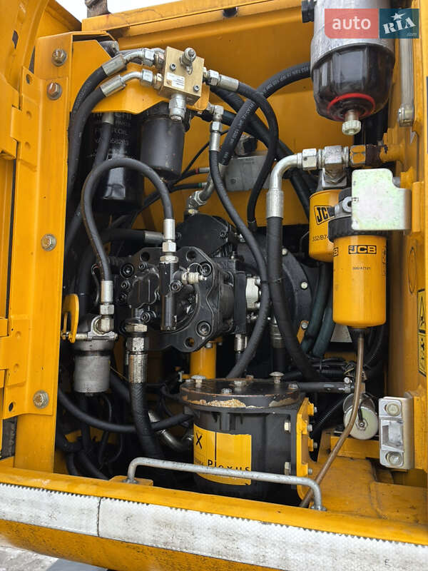 Колесный экскаватор JCB JS 145 2011 в Львове