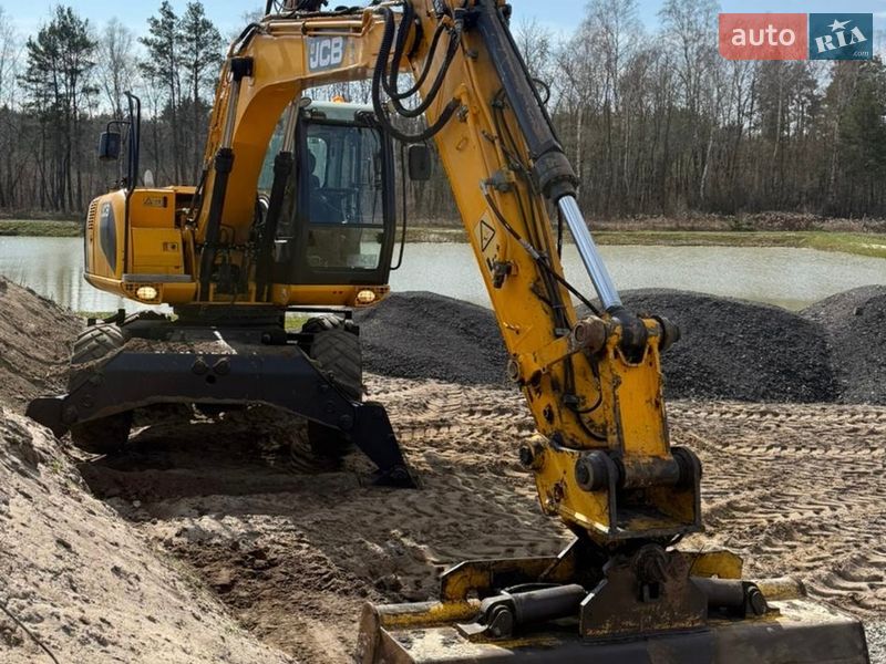 Колісний екскаватор JCB JS 145 2013 в Львові