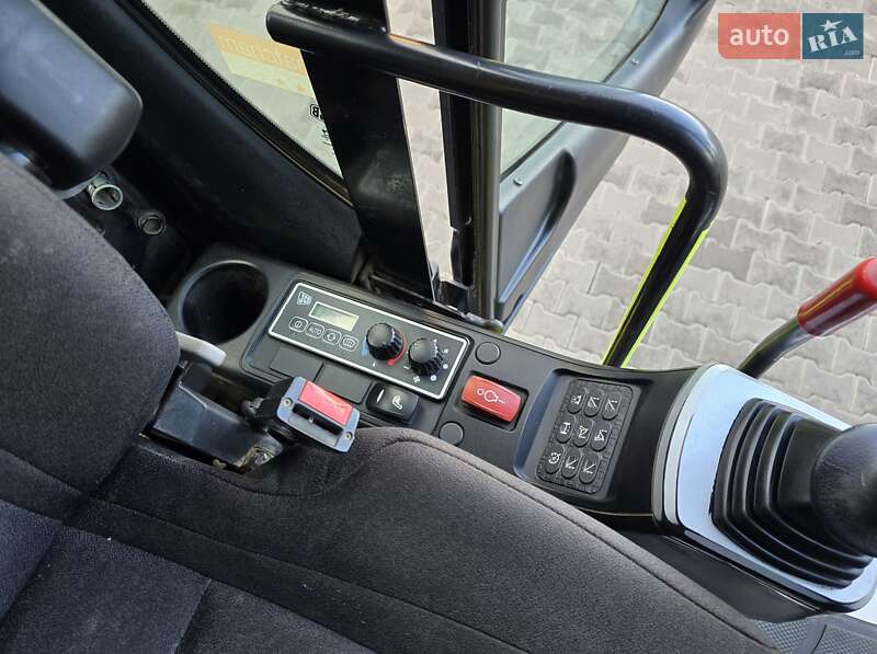 Колісний екскаватор JCB JS 160 2017 в Рівному