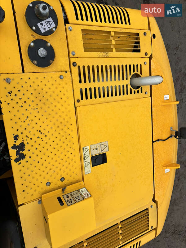 Гусеничный экскаватор JCB JS 160 2011 в Львове