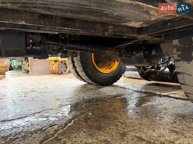 Колесный экскаватор JCB JS 175 2016 в Киеве