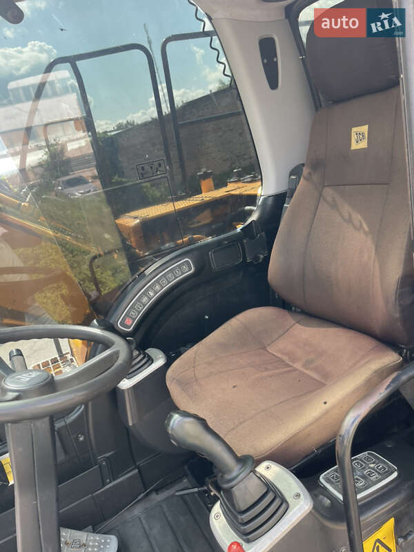 Колесный экскаватор JCB JS 175 2012 в Чернигове