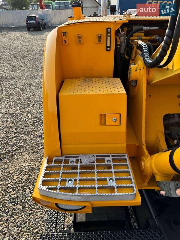 Колесный экскаватор JCB JS 175 2007 в Черновцах