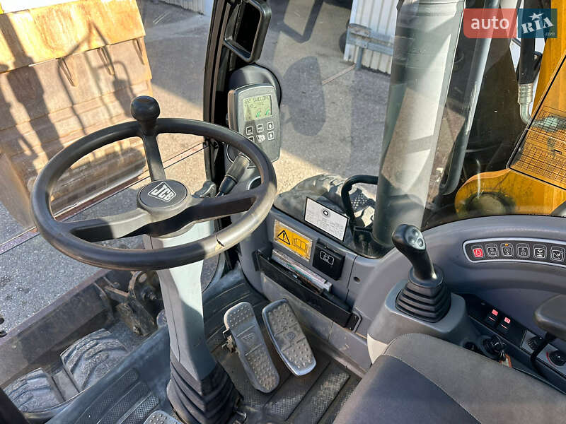 Колесный экскаватор JCB JS 175 2008 в Киеве