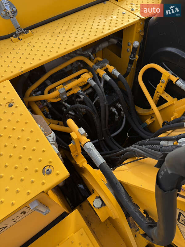 Колесный экскаватор JCB JS 175 2015 в Виноградове