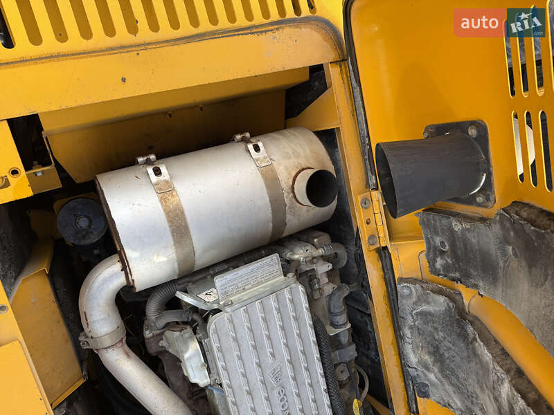 Колесный экскаватор JCB JS 175 2015 в Виноградове