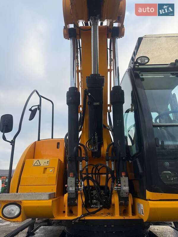 Колесный экскаватор JCB JS 175 2008 в Пасеки-Зубрицкие