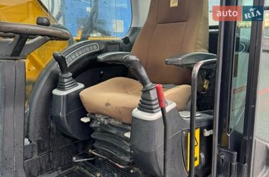 Колесный экскаватор JCB JS 175 2011 в Львове