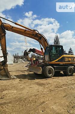 Колесный экскаватор JCB JS 200 2006 в Киеве