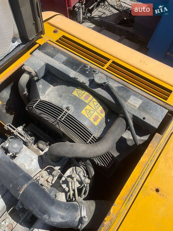 Гусеничний екскаватор JCB JS 200 2007 в Львові фото 10 Гусеничний екскаватор JCB JS 200 2007 в Львові