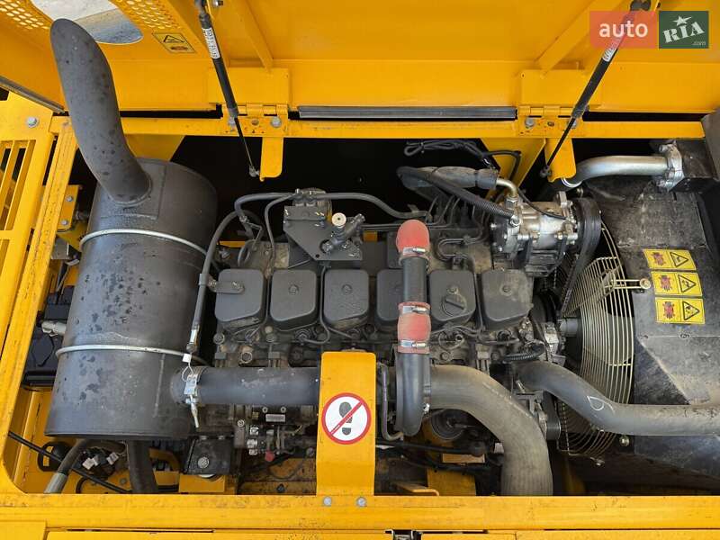 Гусеничний екскаватор JCB JS 205 2025 в Києві