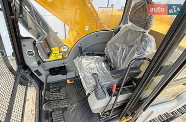 Гусеничний екскаватор JCB JS 205 2025 в 