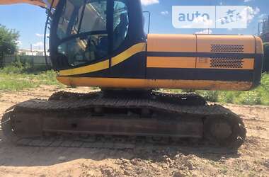 Гусеничный экскаватор JCB JS 210 2003 в Василькове