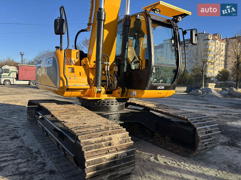 Гусеничный экскаватор JCB JS 210 2012 в Львове