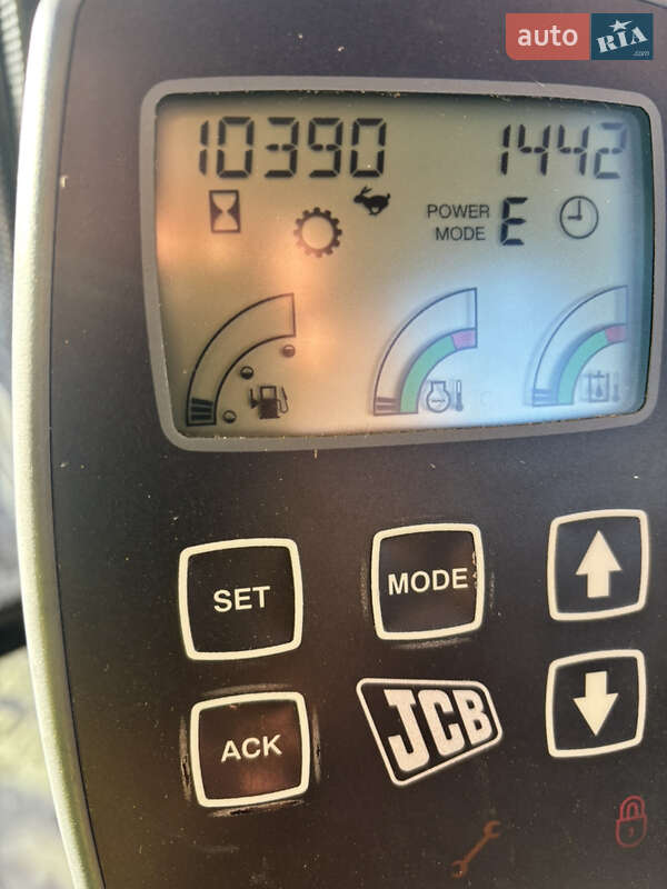 Гусеничный экскаватор JCB JS 210 2012 в Львове