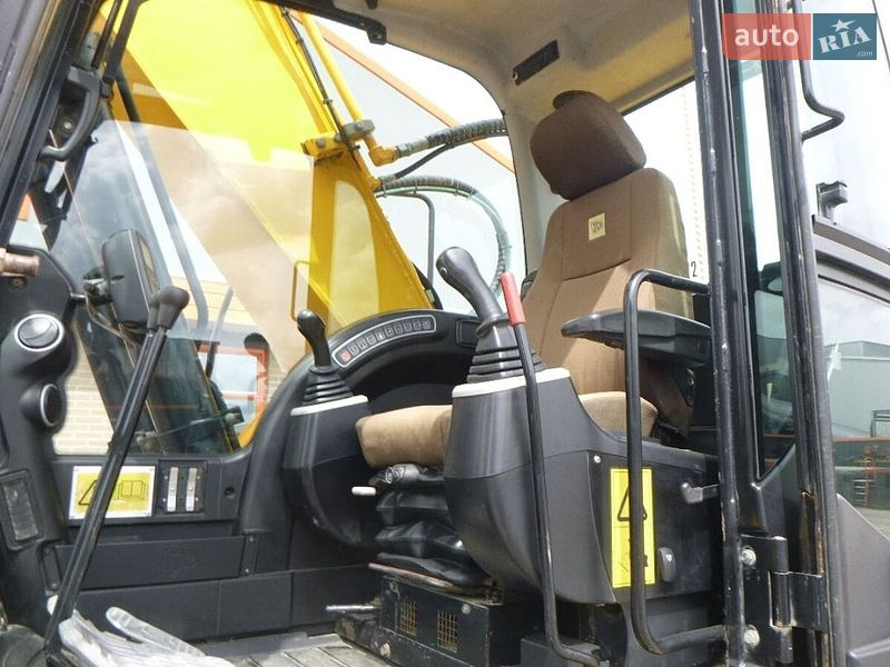 Экскаватор погрузчик JCB JS 210 2013 в Харькове