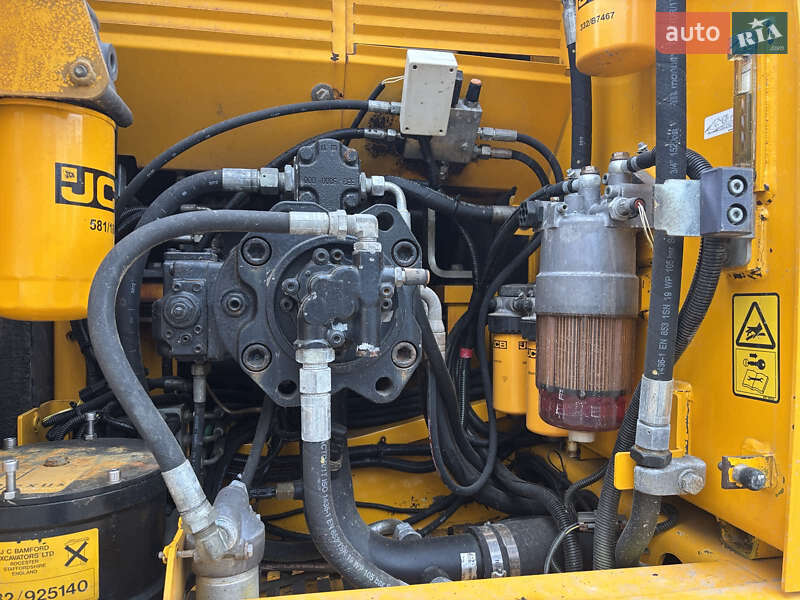 Гусеничний екскаватор JCB JS 220 2013 в Львові