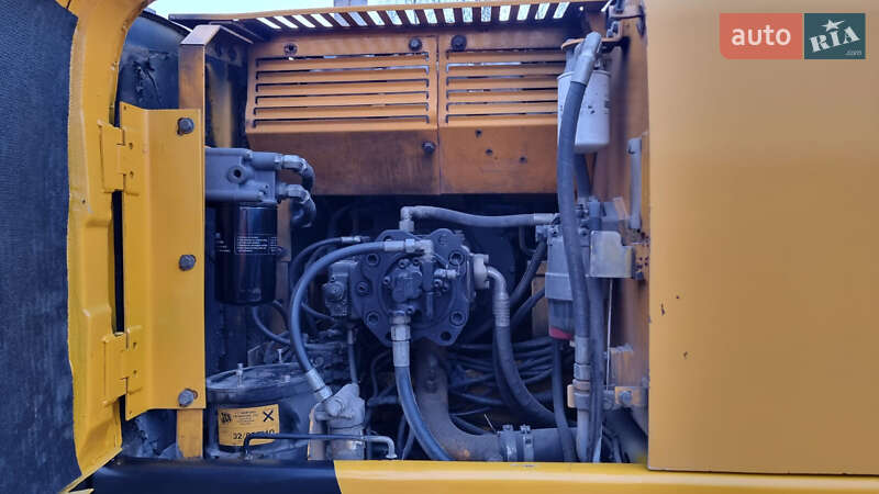 Гусеничний екскаватор JCB JS 220 2008 в Одесі