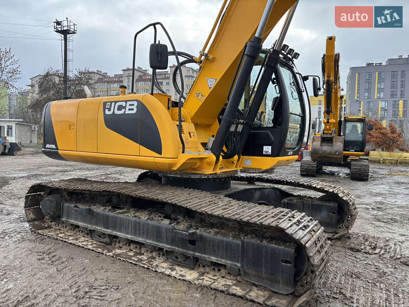 Гусеничный экскаватор JCB JS 220 2012 в Львове
