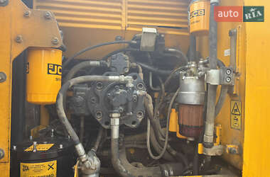 Гусеничный экскаватор JCB JS 220LC 2013 в 