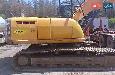 Гусеничный экскаватор JCB JS 220LC 2012 в 