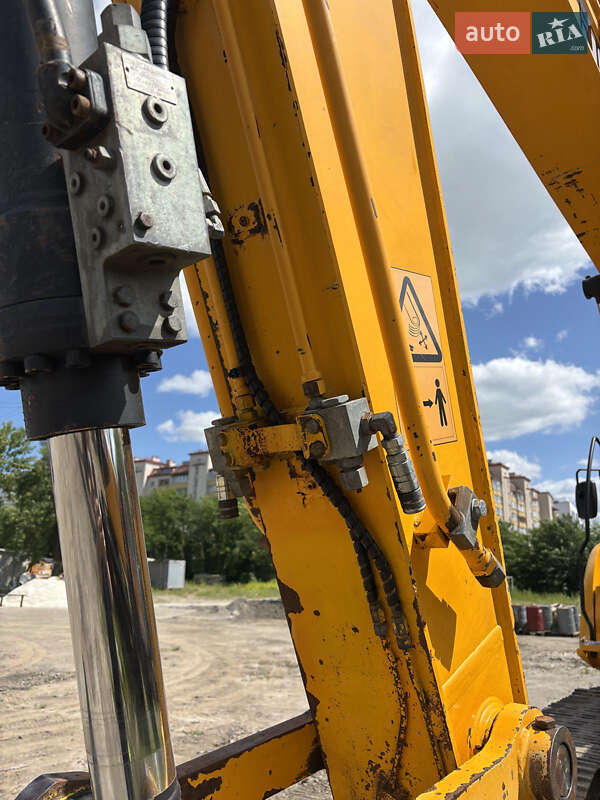 Гусеничний екскаватор JCB JS 220LC 2012 в Львові