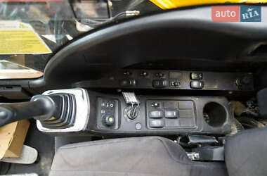 Гусеничний екскаватор JCB JS 220LC 2017 в 