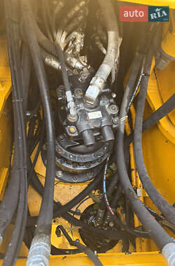 Гусеничный экскаватор JCB JS 220LC 2014 в 