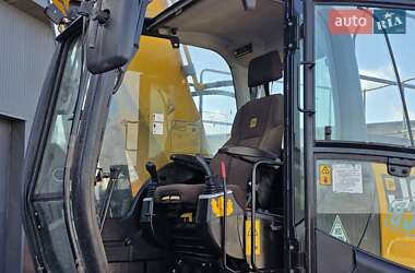 Гусеничный экскаватор JCB JS 220LC 2014 в 