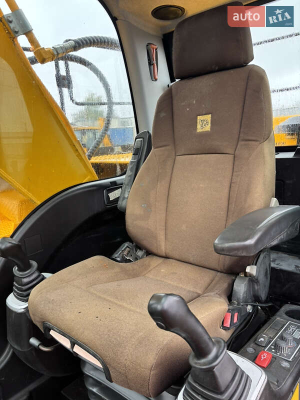 Гусеничний екскаватор JCB JS 220LC 2014 в Львові
