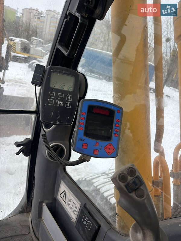 Гусеничный экскаватор JCB JS 220LC 2008 в Львове