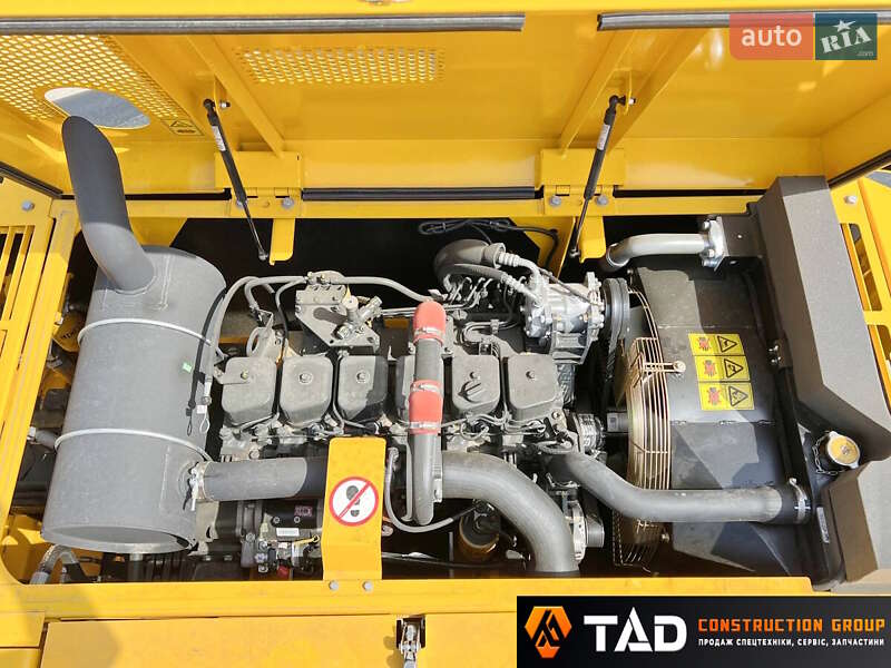 Гусеничный экскаватор JCB JS 240 2024 в Киеве