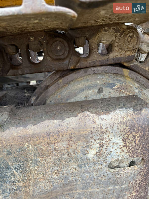 Гусеничный экскаватор JCB JS 240 2010 в Львове фото 6 Гусеничный экскаватор JCB JS 240 2010 в Львове