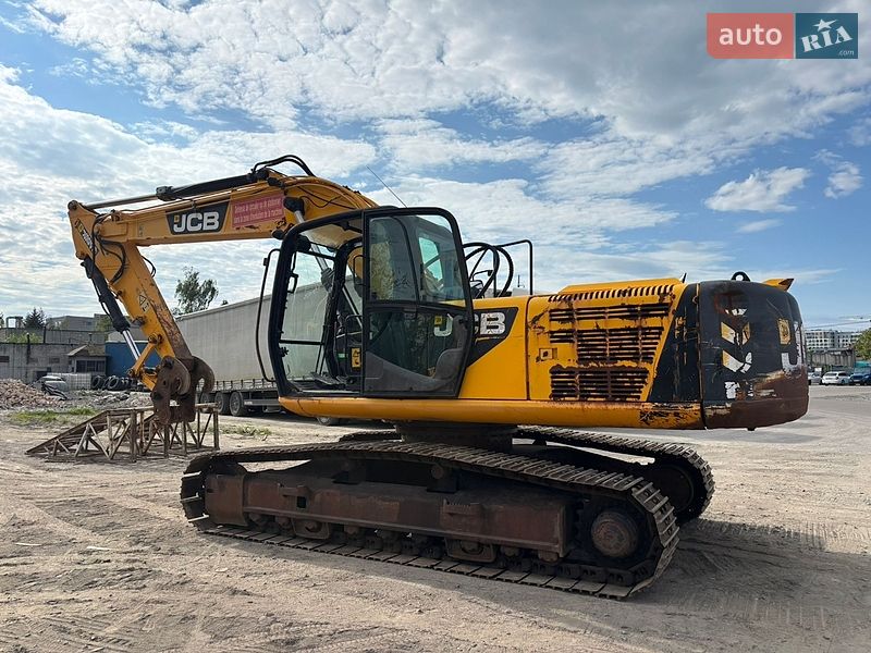 Гусеничный экскаватор JCB JS 240NC 2012 в Львове