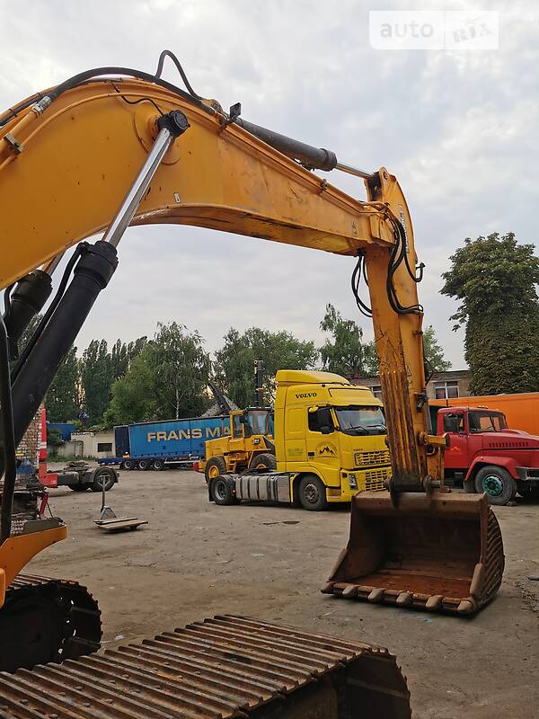 Екскаватор навантажувач JCB JS 290 2011 в Києві