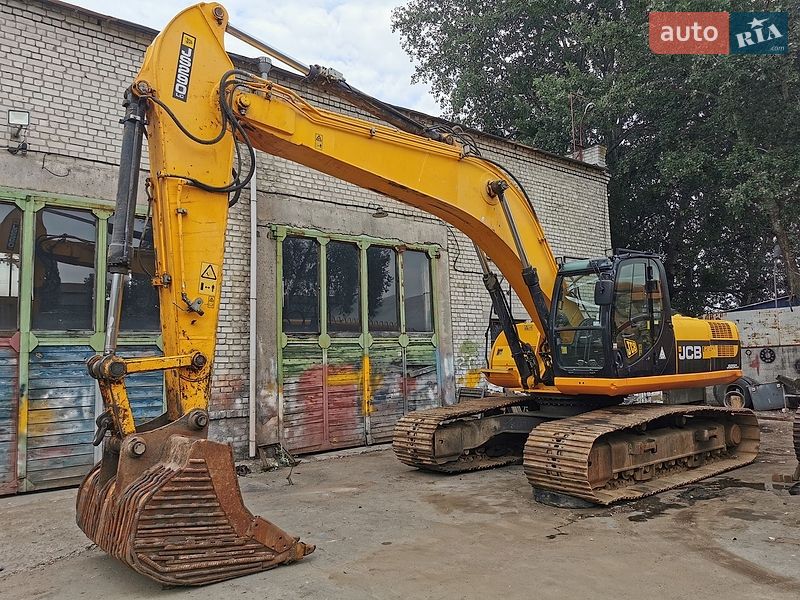 JCB JS 290 2011