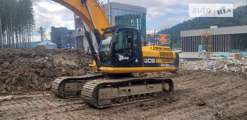 Гусеничный экскаватор JCB JS 360 2011 в Калуше