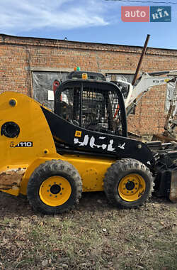 Минипогрузчик JCB Robot 2010 в 