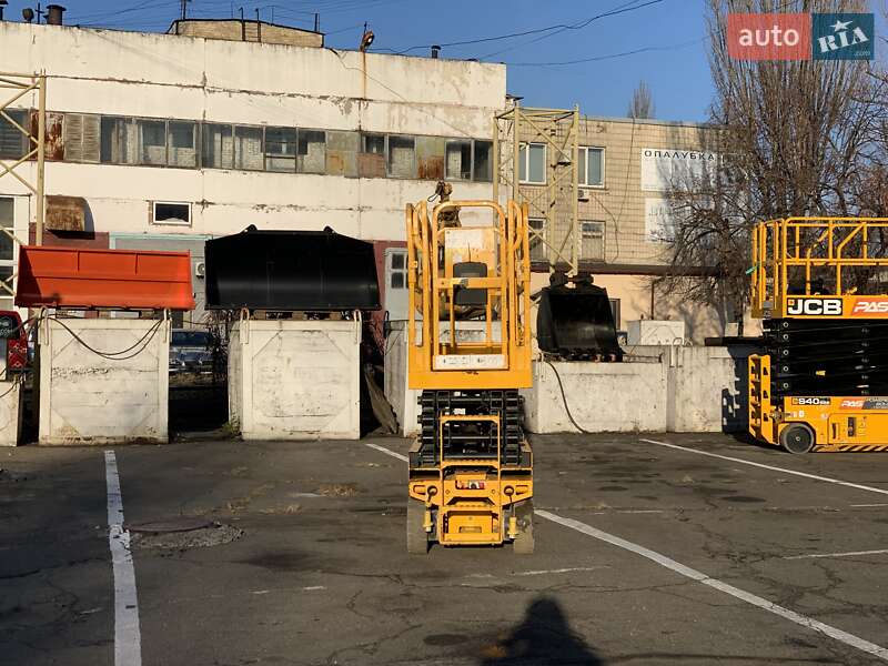 Ножничный подъемник JCB S 2632E 2020 в Киеве