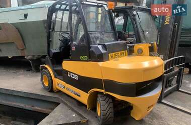 Телескопический погрузчик JCB TLT 2018 в 