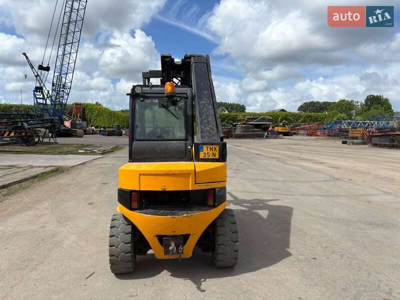 Телескопический погрузчик JCB TLT 2011 в Киеве