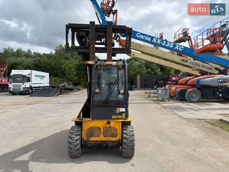 Телескопический погрузчик JCB TLT 2011 в Киеве