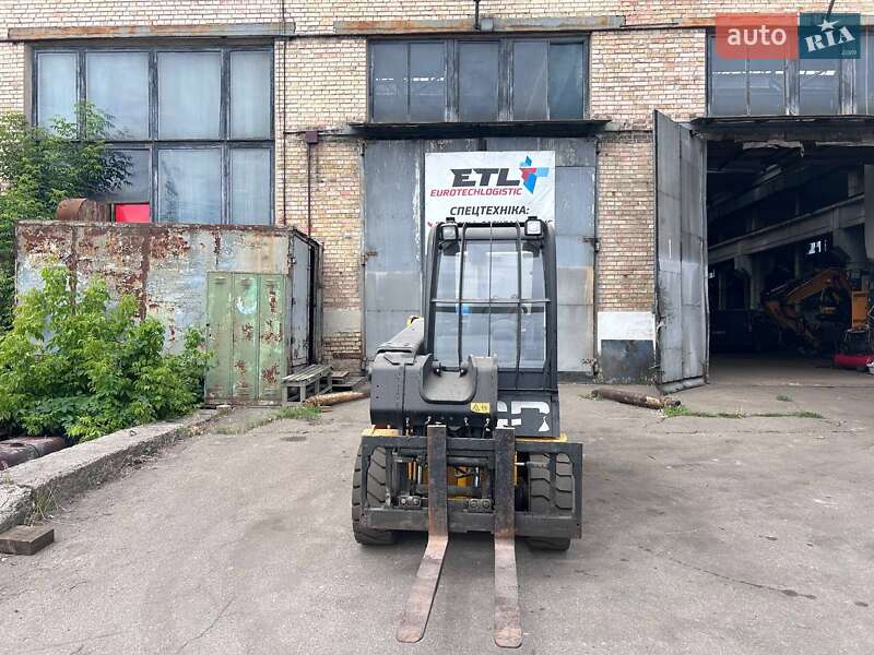 Вилочный погрузчик JCB TLT 2017 в Киеве фото 5 Вилочный погрузчик JCB TLT 2017 в Киеве